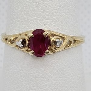Vintage 10k yg pink topaz/diamond ring